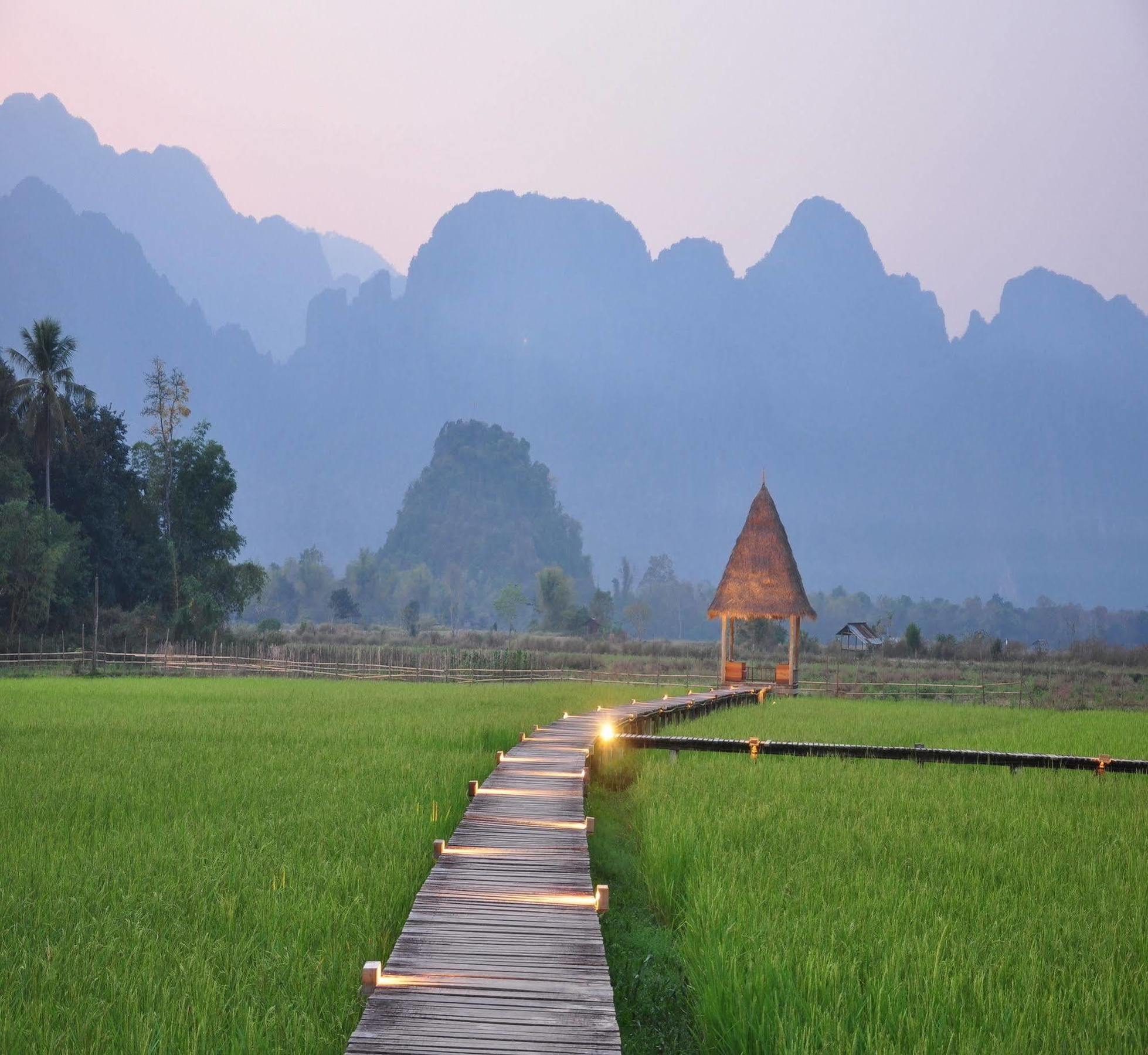 Viengtara Vangvieng Resort Ванг-Виенг Экстерьер фото